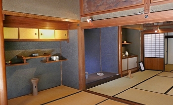 Tokonoma e chigaidama in un washitsu