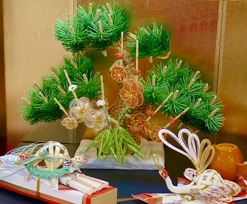 composizione tridimensionale di mizuhiki