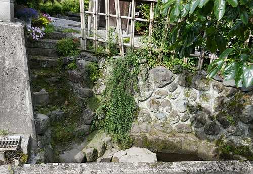 scale accesso canale Yoshisada