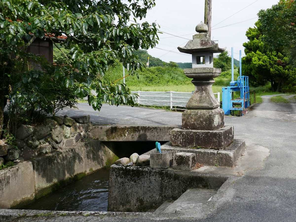 Il villaggio di Yoshisada e il passato non&nbsp;dimenticato