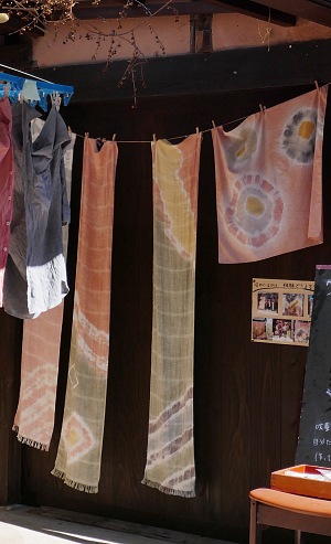 stoffe tinte con ossido di ferro