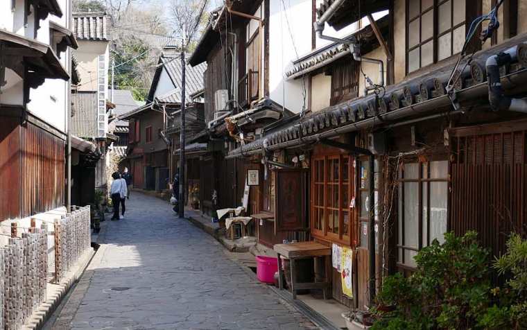 Strada del centro di Tomonoura