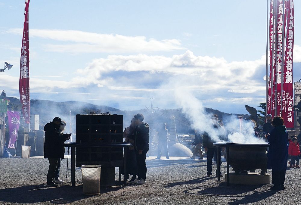 Visitatori donano offerte